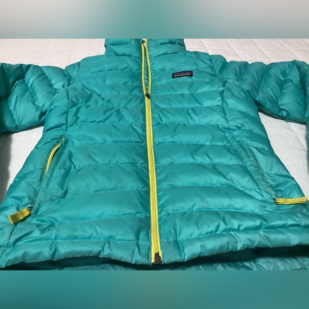 Patagonia Youth Size 10 puffer Jacket